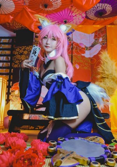 撒尿美女无能挡免费看_720完整在线观看